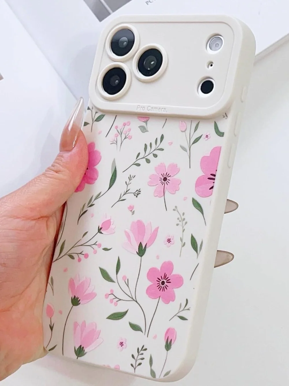 iPhone 17 Pro Max Case | Floral Soft TPU Protective Phone Cover - Beige